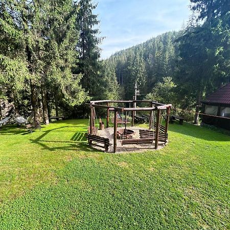 Cabana Patru Brazi Stana de Vale Exteriér fotografie