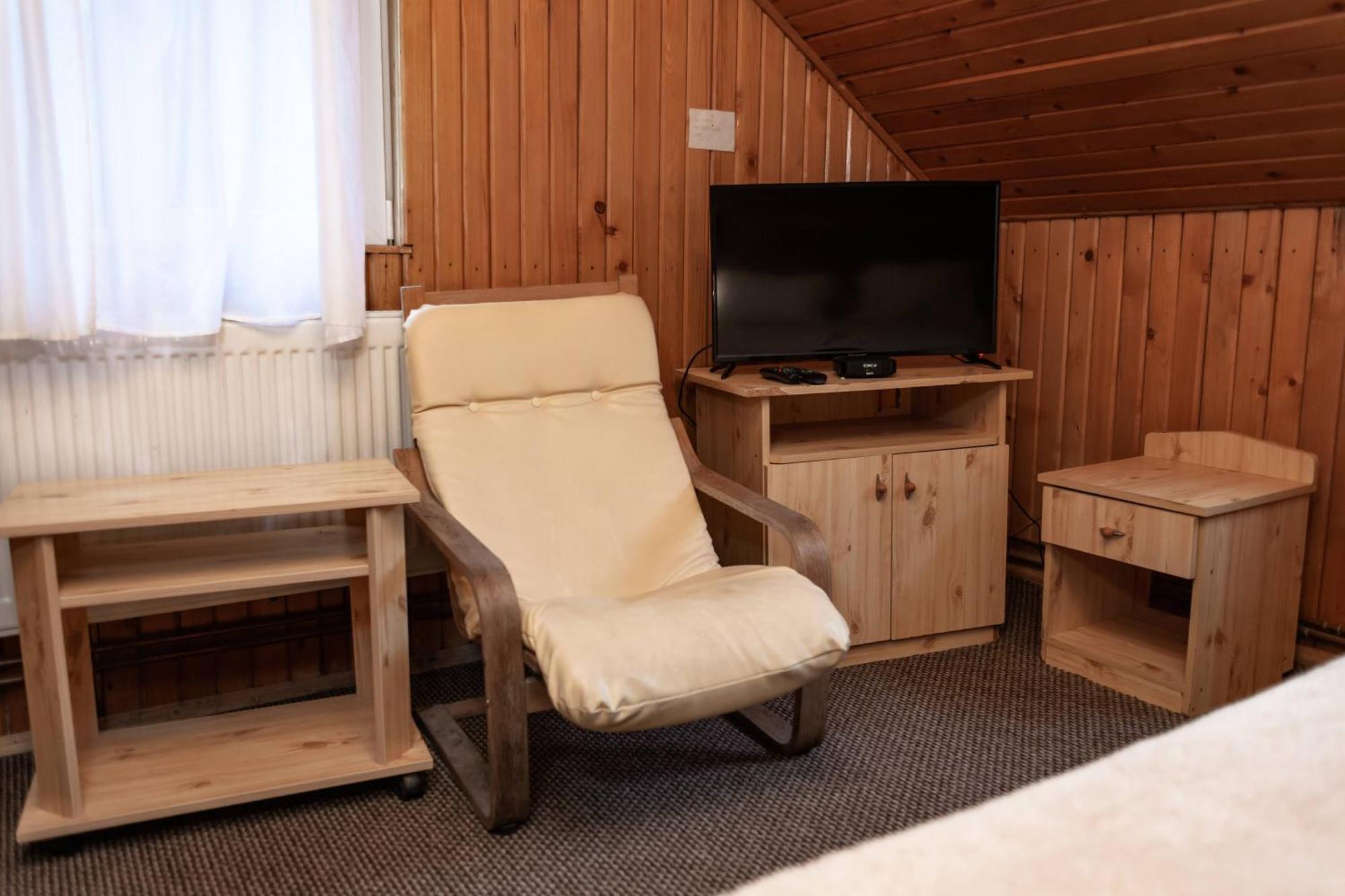 Cabana Patru Brazi Stana de Vale Exteriér fotografie